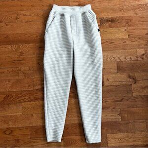 Lululemon lab size 2 Textured Grid HighRise Jogger 28 inch Muslin